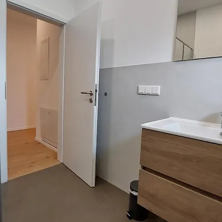 Zur Hofreite 5 * Mörlenbach