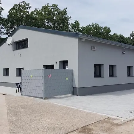 Zur Hofreite 5 Apartment *